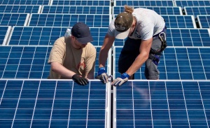 ДКЕВР няма да променя таксите за присъединяване на ВЕИ към ел. мрежата