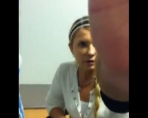 Тимошенко призова Украйна да свали Янукович във видео от затвора