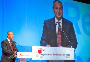 Станишев обеща да се бори всеки млад човек да получи шанс за работа