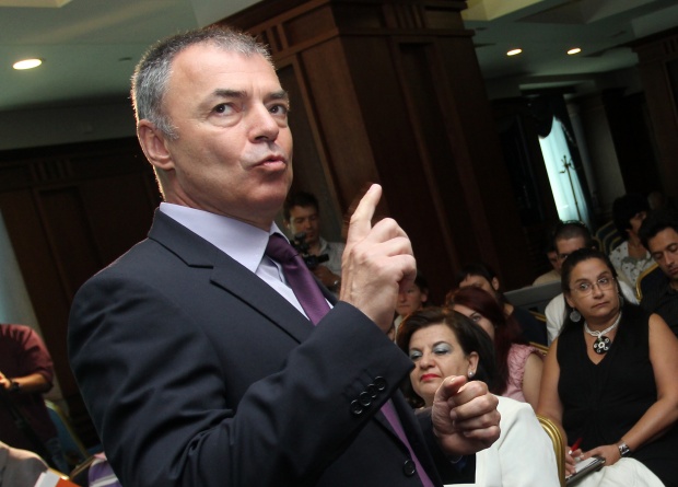 Часовете по физическо стават тренировка по любим спорт