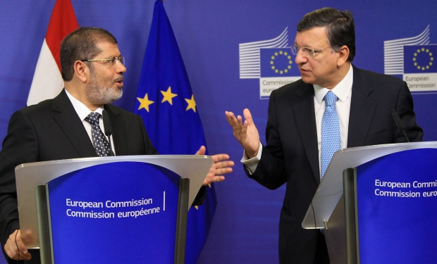 ЕС предлага 1 млрд. евро, свободна търговия на Египет