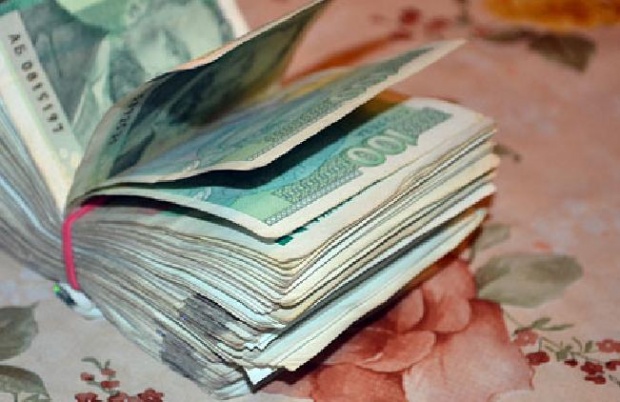 МФ първо потвърди, после отрече да готви 10% данък върху лихвите по депозитите