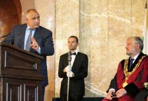 Борисов пред студенти в СУ: До университета се стига отвсякъде с метро