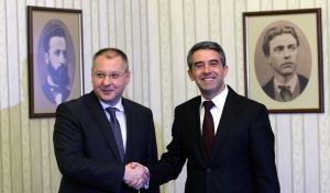 Плевнелиев поздрави Станишев за избора му за президент на ПЕС