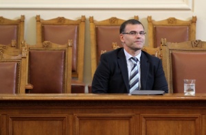 Дянков обяснява пред депутати пенсионната политика на кабинета