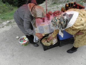 НЦИОМ: 76% от домакинствата приготвят зимнина