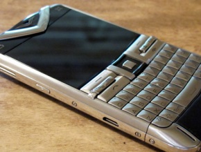 TechCrunch: Android ще замени Symbian в телефоните на Vertu