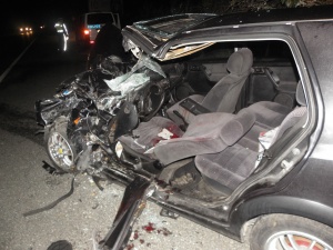 След челен сблъсък в автобус край Симитли загина 23-годишен шофьор