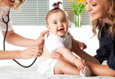 Патронажна дейност на педиатъра – част от задължителния пакет здравни грижи за вашето бебе