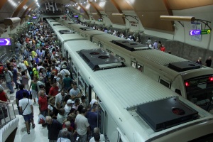 300 000 души на ден се возят в метрото в София
