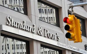 „Стандарт енд Пуърс” срина рейтинга на 7 испански банки