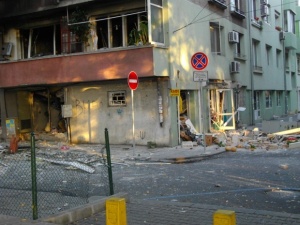 Експерти от Австрия правят оглед на взривения в Бургас трафопост