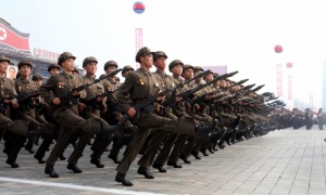 Северна Корея заплаши Южна с „безмилостен военен удар”