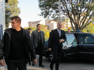 Цветанов не дава на катаджиите да питат „Какво правим сега?"