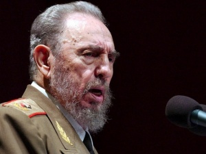 Фидел Кастро получил инсулт, роднини отричат