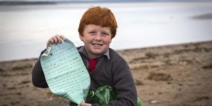 Дете намери писмо в бутилка, плувало 8 г. в Атлантическия океан