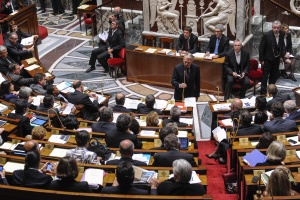 Франция ще облага пенсиите, бирата и тютюна от 2013 г.