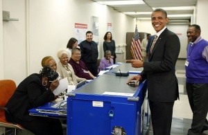 Обама води в ранното гласуване за президент