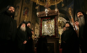 Света литургия за 100-годишнината на храма „Св. Александър Невски"