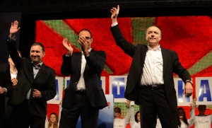 Опозицията в Македония въстана срещу премиера Груевски