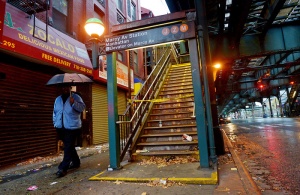 Ню Йорк затвори два от тунелите към Манхатън