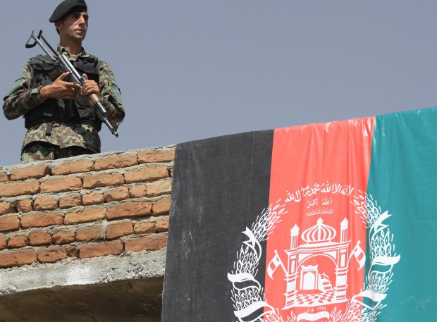 Екстремисти нападнали кортежа на вицепрезидента на Афганистан