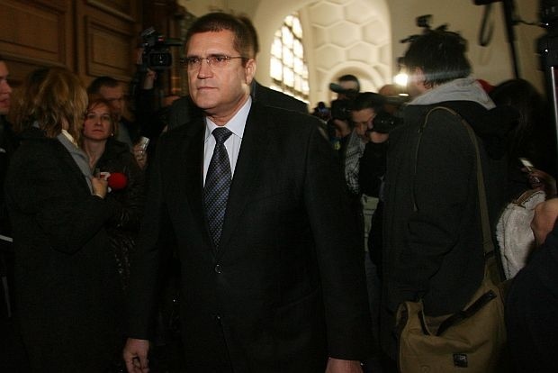 Бившият военен министър Цонев оправдан и по делото за подкуп