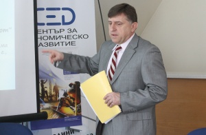 България със слаб икономически растеж от 1% до края на 2012 г., отбелязват икономисти