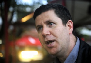 Македонски журналист: Сърбия не иска Косово, а обща граница с Гърция