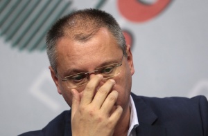 БСП: ГЕРБ три години икономисва на гърба на хората