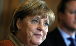 Партията на Меркел с най-висока подкрепа от 5 г. насам