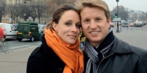 Съпругът на биографката на шефа на ЦРУ знаел за аферата им от година