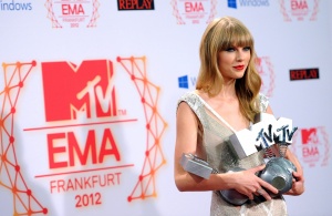 Тейлър Суифт и Джъстин Бийбър обраха наградите на MTV