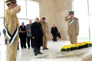 Започна ексхумацията на тялото на Ясер Арафат