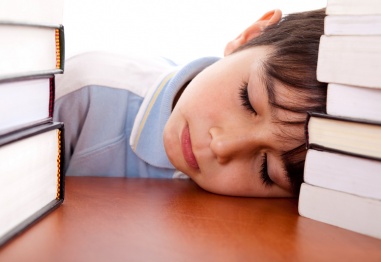 Децата, които спят повече, се справят по-добре в училище