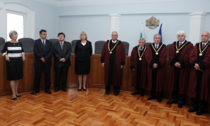 Марковска щяла да си търси правата по съдебен ред