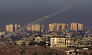 Палестинска ракета удари близо до Тел Авив