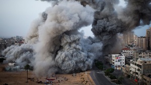 Отлагат примирието в Газа с ден