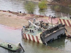 Нефтени петна от потъналия кораб тръгнаха по Дунав