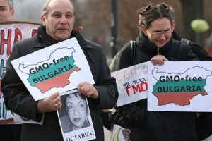 Задължителният етикет за ГМО отпадна заради промяна в Закона за фуражите