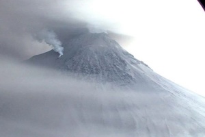 Мощен вулкан изригна на Камчатка