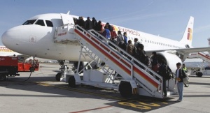 Служителите на „Иберия“ готвят стачка преди Коледа заради съкращения