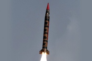 Пакистан е тествал ракета, която може да носи ядрена бойна глава