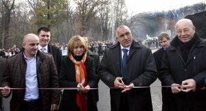 Трафикът тръгна по новото кръстовище край Телевизионната кула