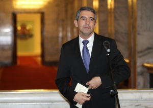 Ученици молят Плевнелиев за вето върху Закона за образованието