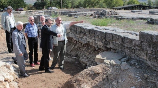Археолози настояват за изтегляне на „лобисткия" законопроект за културното наследство