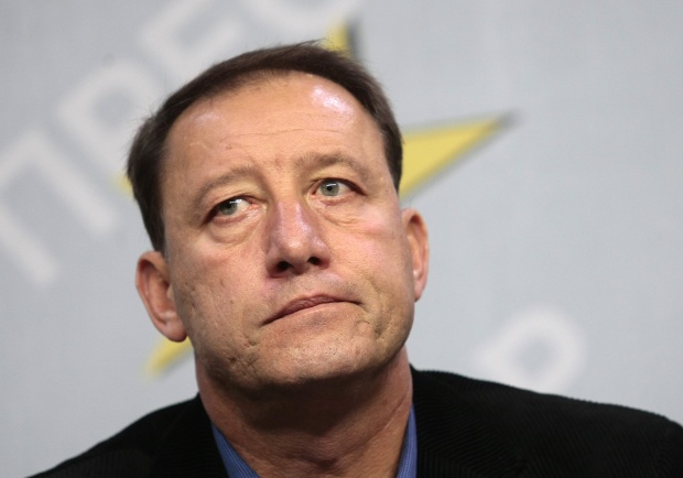 БСП погва депутатите си, гласували за Марковска