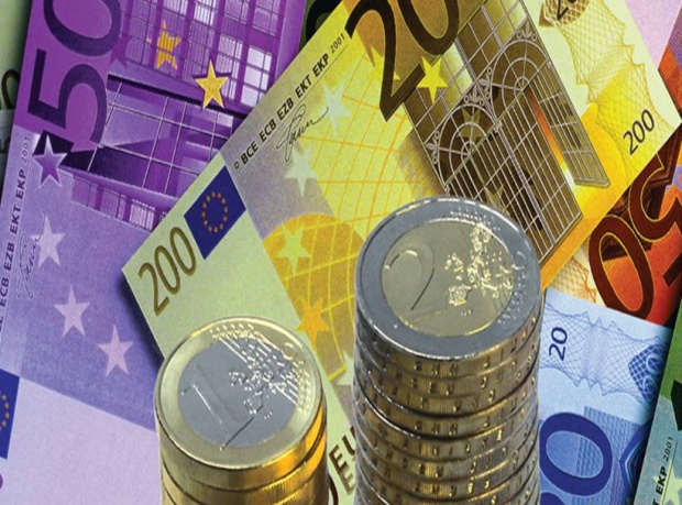 450 млн. евро държат българите в чужди банки