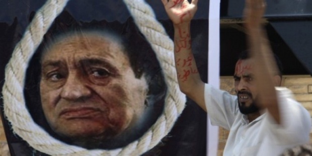 В Египет продължават протестите срещу президента Морси