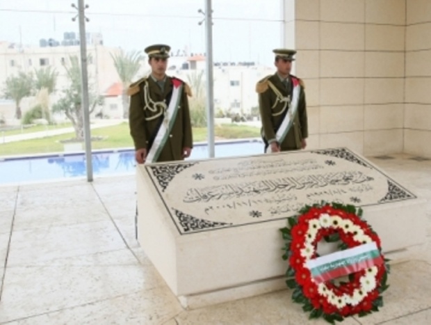 Есхумират тялото на Ясер Арафат във вторник